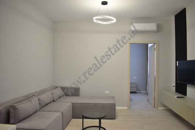 Apartament 1+1 me qira tek River Residence prane Green City ne zonen e Astirit ne Tirane.&nbsp;
Poz